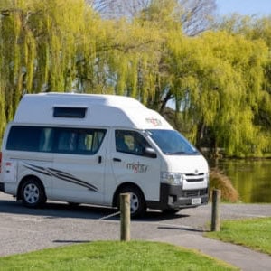 Mighty DeLite Motorhome – 4 Berth Side View Mighty DeLite Motorhome – 4 Berth Side View