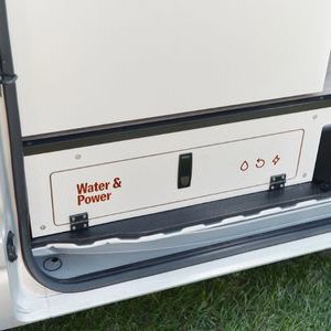 Lylo Motorhome – 2 Berth Power supply Lylo Motorhome – 2 Berth Power supply
