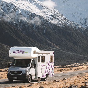 Jucy Chilld Big Kahuna 6 Berth NZ Exterior Driver Side View 2 Jucy Chilld Big Kahuna 6 Berth NZ Exterior Driver Side View 2