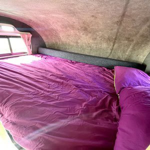 Jucy Chilld Big Kahuna 6 Berth NZ Interior Bed Overhead Queen Jucy Chilld Big Kahuna 6 Berth NZ Interior Bed Overhead Queen