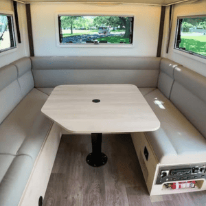 MD Off-Grid – 6 Berth NZ Rear Dinette Seating MD Off-Grid – 6 Berth NZ Rear Dinette Seating