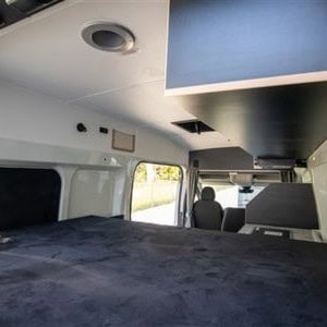 Apollo Endeavour Campervan – 4 Berth (2)