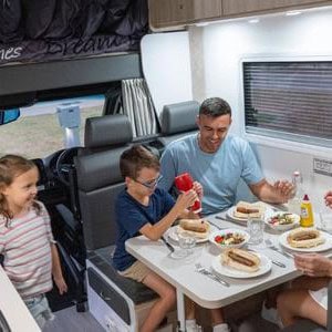 Apollo Euro Deluxe Motorhome – 6 Berth Dinnette 2