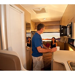 Maui Sunset Motorhome – 6 Berth – internal photo