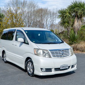 Lucky Rodeo Campervan 2 Berth – NZ Front Three Quarter Exterior