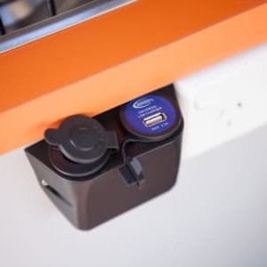 TA HiTop Campervan – 3 Berth USB