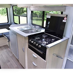 Kia Ora Breeze – 4 Berth – kitchen