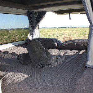 EC Hitop – 3 Berth – NZ Rear Queen Bed