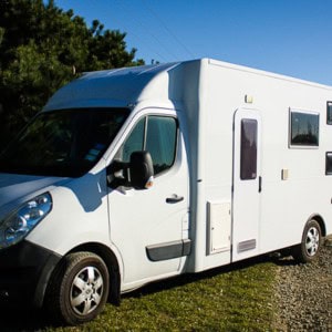 HE Master – 2 Berth Exterior