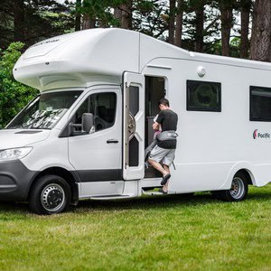 PH GEM Standard Motorhome – 4 Berth – NZ Rear Entry Steps