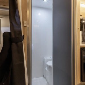 PH Max Motorhome – 4 Berth – NZ Bathroom Toilet Area