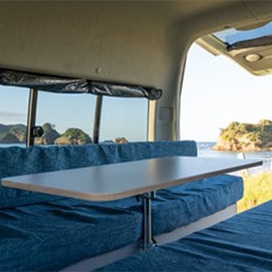 pt-compact-campervan-2-berth-interior