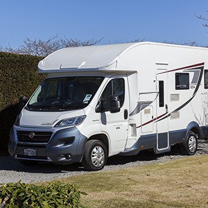 EC-Italian-Discovery-Motorhome-6-Berth-exterior