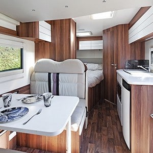 EC-Italian-Discovery-Motorhome-6-Berth-interior1