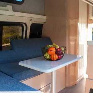 SUS Motorhome – 3 Berth Dinette
