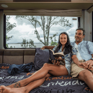 apollo-euro-quest-au-bed