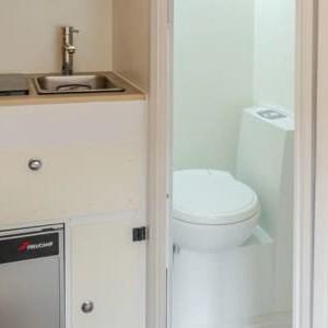 MD – 2_3 Berth Motorhome Bathroom