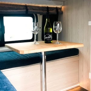 EC Hitop ST – 4 Berth, 3 Seater Dinette