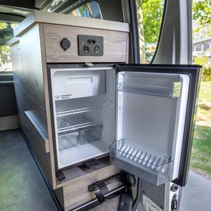 Happy 3ST Campervan 3 Berth – NZ Open Mini Fridge
