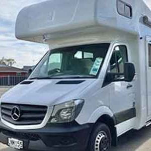 PC Wayfinder Motorhome – 6 Berth (3)