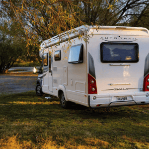 DNZ Deluxe Motorhome – 6 Berth – Exterior back view