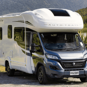DNZ Deluxe Motorhome – 6 Berth – Exterior front view 1