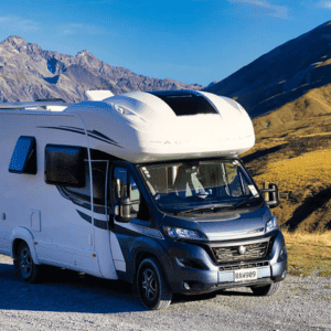 DNZ Deluxe Motorhome – 6 Berth – Exterior side view 3