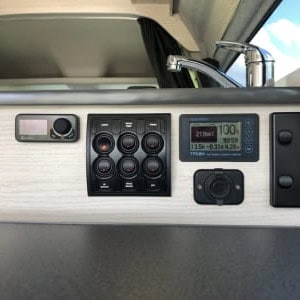 BANZ Toyota Hiace Gen6 GRANDE – 2 Berth Electric Panel