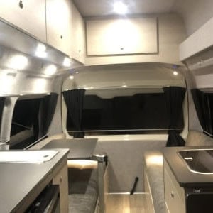 BANZ Toyota Hiace Gen6 GRANDE – 2 Berth Interior 2