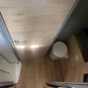 KO Dethleffs – 4 Berth Bathroom
