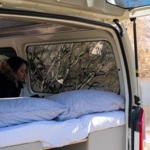 PF High Top Deluxe – 3 Berth Bed 2
