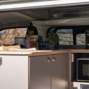 PF High Top Deluxe – 3 Berth Interior