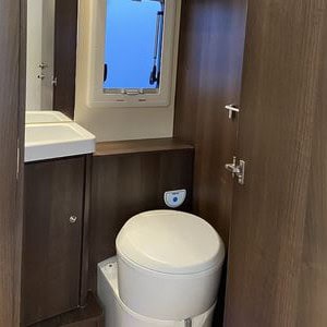 RCC 3DD – 6 Berth Toilet