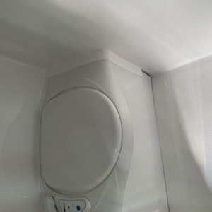 KO Hitop – 2 Berth NZ Interior Toilet