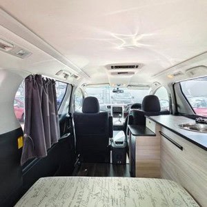 KO Sleepervan – 2 Berth NZ Interior View Toward Cab