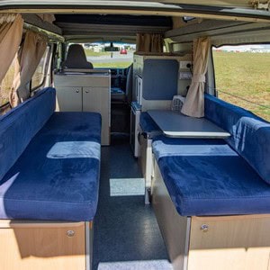 Lucky Roadie Plus – 3 Berth – NZ Dinette Table Seats