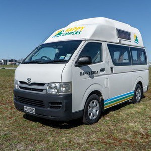 Lucky Roadie Plus – 3 Berth – NZ Driver Side View