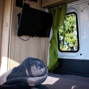 EC Motorhome – 2+1 Berth NZ Interior Bedside Window Tv