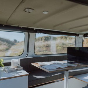 The Little One – 2 Berth NZ Interior Dinette Table Seats 2