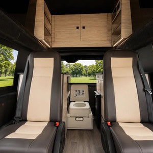 VB Hitop – 4 Berth NZ Interior Cassette Toilet Travel Seats