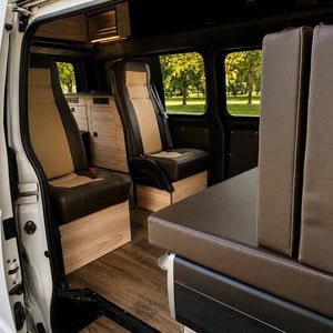 VB Hitop – 4 Berth NZ Interior Entry Travel Seats