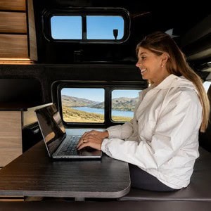 VB Hitop ST – 3 Berth NZ Interior Dinette Laptop Workspace
