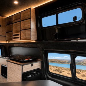 VB Hitop ST – 3 Berth NZ Interior Kitchen Induction Cooktop