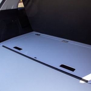 SP Sigma 2 Berth NZ Feature Rear Storage Box Closed