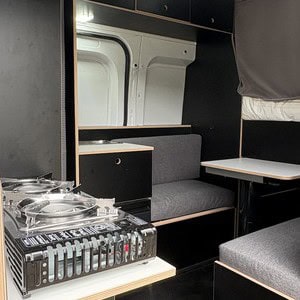 WKC OR Interior Dinette And Cooktop 3
